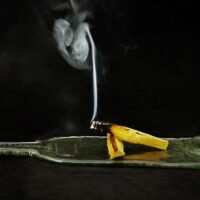 Palo Santo dym pachnący Palo Santo aromaterapia i energia