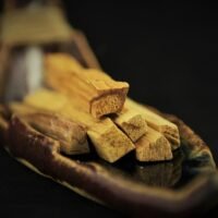 Ceramika do kadzideł. Palo Santo